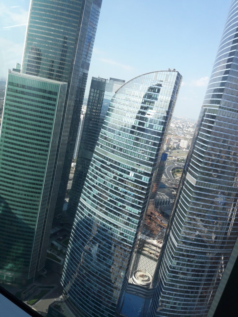 «Волшебный новогодний поезд» в «Панораме 360» Москва-Сити
