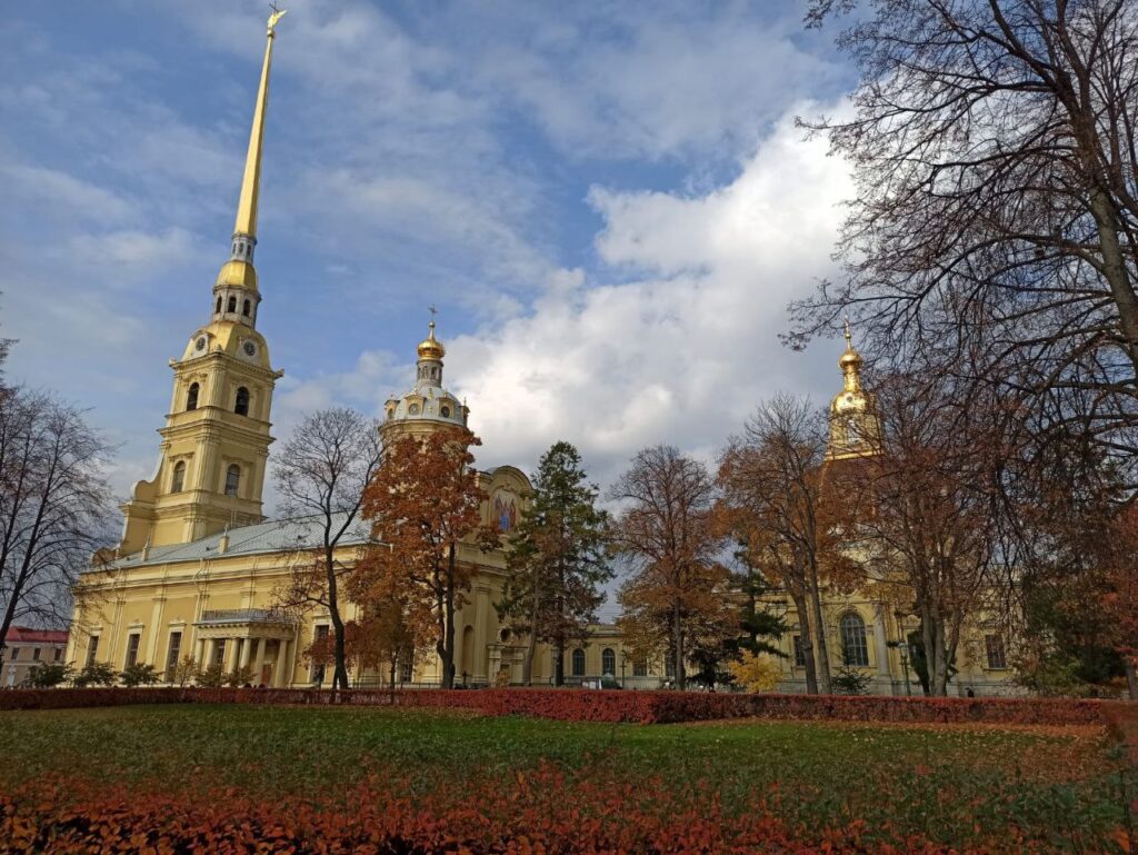 Знакомство с весенним Петербургом